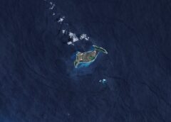Cảnh báo sóng thần ở Nhật Bản và các đảo Thái Bình Dương vì núi lửa Tonga phun trào