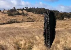 Các mảnh tên lửa SpaceX rơi xuống trang trại ở Úc