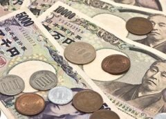 Nhật Bản nỗ lực chặn đà lao dốc của đồng Yen
