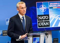Tổng thư ký NATO: Chưa quá muộn để giúp Ukraine chiến thắng trước Nga