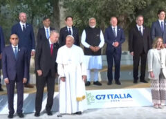 Giáo hoàng Francis lần đầu tham dự G7 và nói về sự nguy hiểm của AI