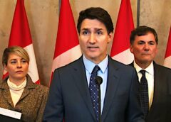 Thủ tướng Canada Trudeau nguy cơ mất quyền lực sau khi bị đồng minh chủ chốt tuyên bố lật đổ