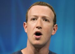 CEO Meta Zuckerberg: Chế độ kiểm duyệt của Facebook cũng nực cười như “1984”