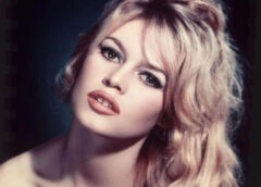 Biểu tượng điện ảnh Pháp Brigitte Bardot qua đời