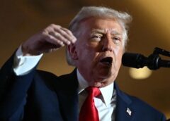 Ông Trump: Tôi thích nhất từ ‘thuế’