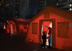 Cách người Ukraine chống chọi giá rét giữa khủng hoảng năng lượng