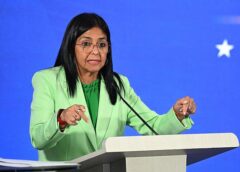 Lãnh đạo lâm thời Venezuela phát tín hiệu muốn hòa giải với Hoa Kỳ