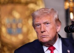 Ông Trump nêu khả năng bị phe Dân chủ luận tội