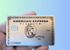 Tổng thống Trump kêu gọi áp trần 10% lãi suất thẻ tín dụng