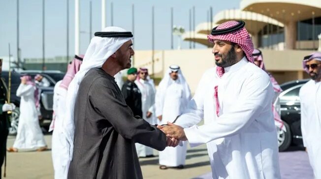 Những hiểm họa thực sự từ cuộc đối đầu giữa Ả Rập Saudi và UAE