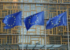 EU áp thuế chống bán phá giá 79% đối với gốm sứ Trung Quốc