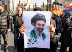 Ông Trump từ chối tiết lộ cách ứng phó tân Lãnh tụ Tối cao Iran