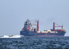 Iran nêu điều kiện để tàu thuyền đi qua Eo biển Hormuz