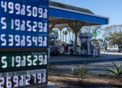 Giá xăng tại Mỹ tăng vọt vì xung đột ở Trung Đông