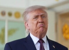 Ông Trump: Tôi không nợ Giáo hoàng lời xin lỗi