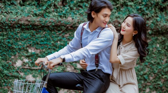 Thương nhau để đó