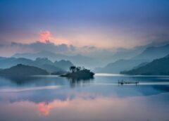 Nỗi lòng người viễn xứ