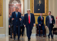 Cuộc họp biến thành màn đấu khẩu giữa ông Trump với phe Cộng hòa