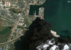 Nga ban bố tình trạng khẩn cấp tại Crimea