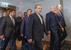 Bị ông Trump đe dọa giữa lúc đàm phán, phái đoàn Iran đáp trả