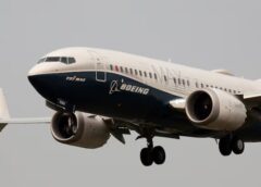 Gần 500 máy bay Boeing bị kiểm tra do phát hiện vết nứt